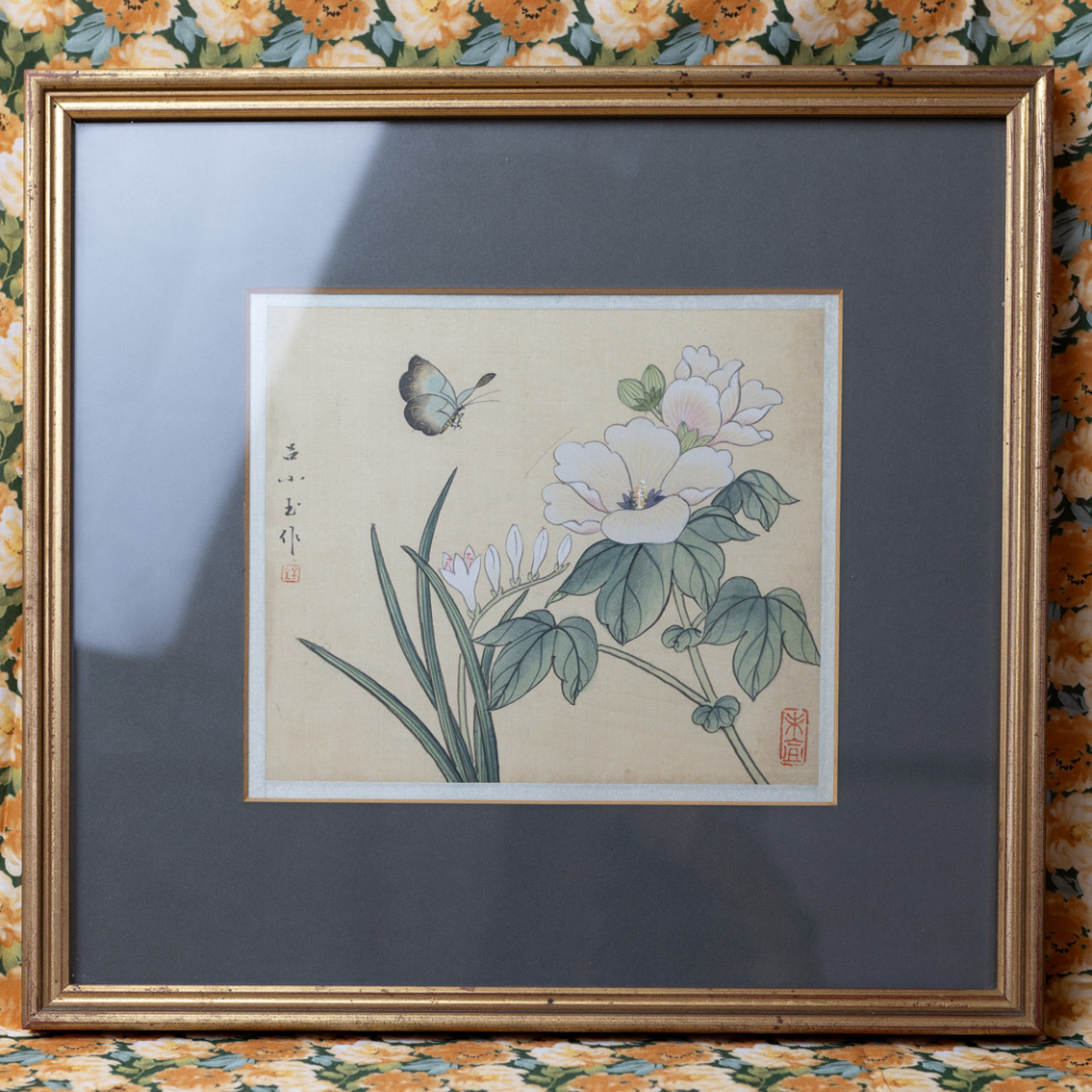 Vintage Irises Painting: Hand-Painted Oriental Artwork