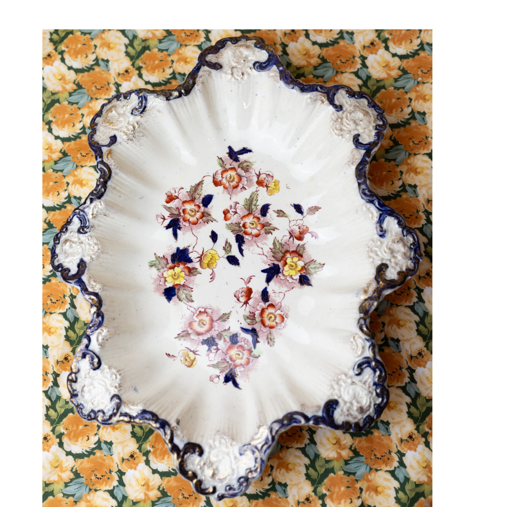 Vintage Ruffled Edge Serving Plate