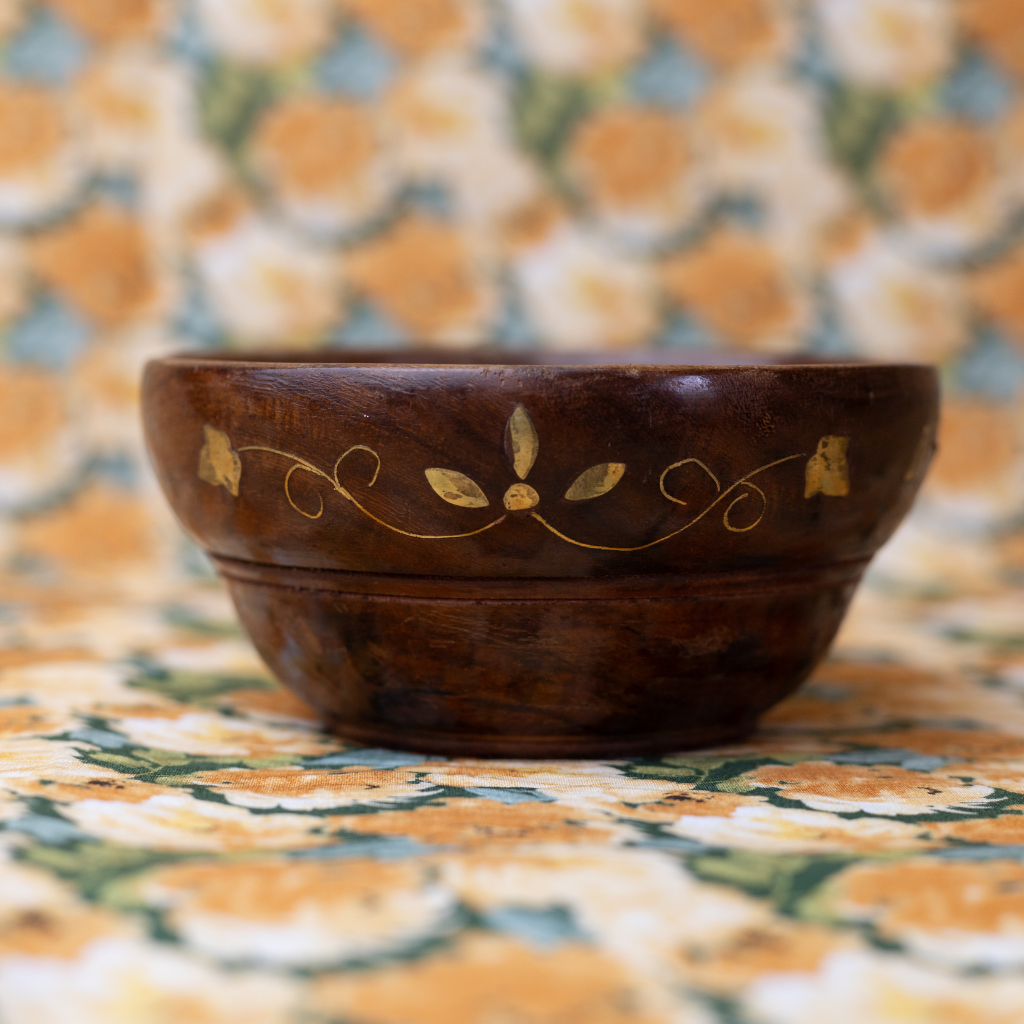 Vintage Wood and Brass Bowl: Small Decorative Trinket Bowl with Brass Inlay