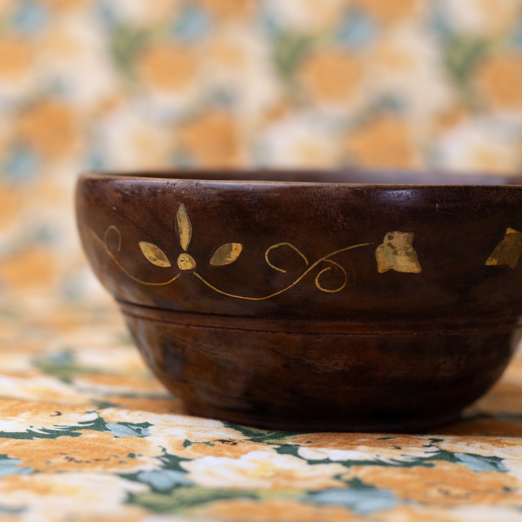 Vintage Wood and Brass Bowl: Small Decorative Trinket Bowl with Brass Inlay