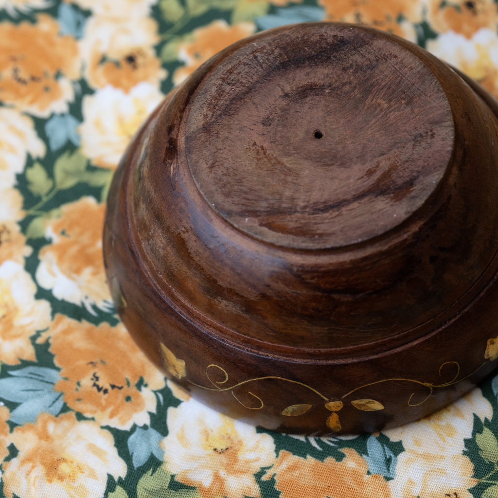 Vintage Wood and Brass Bowl: Small Decorative Trinket Bowl with Brass Inlay