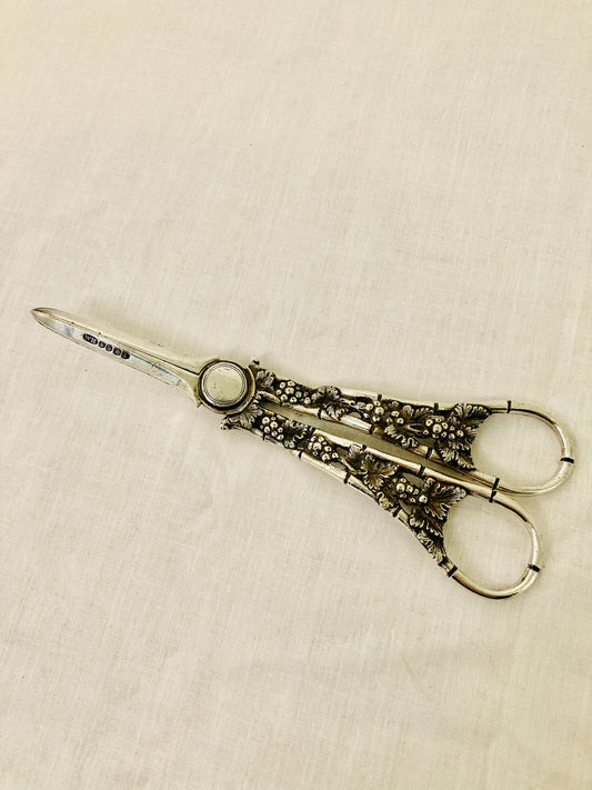 Vintage Grape Scissors