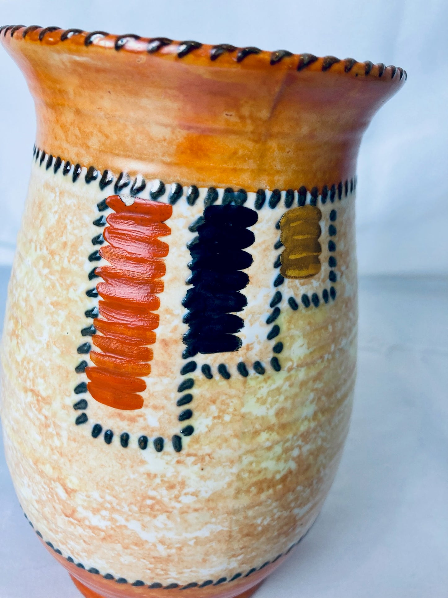 Vintage Crown Ducal Stitch Pattern Vase: 1930s Ceramics