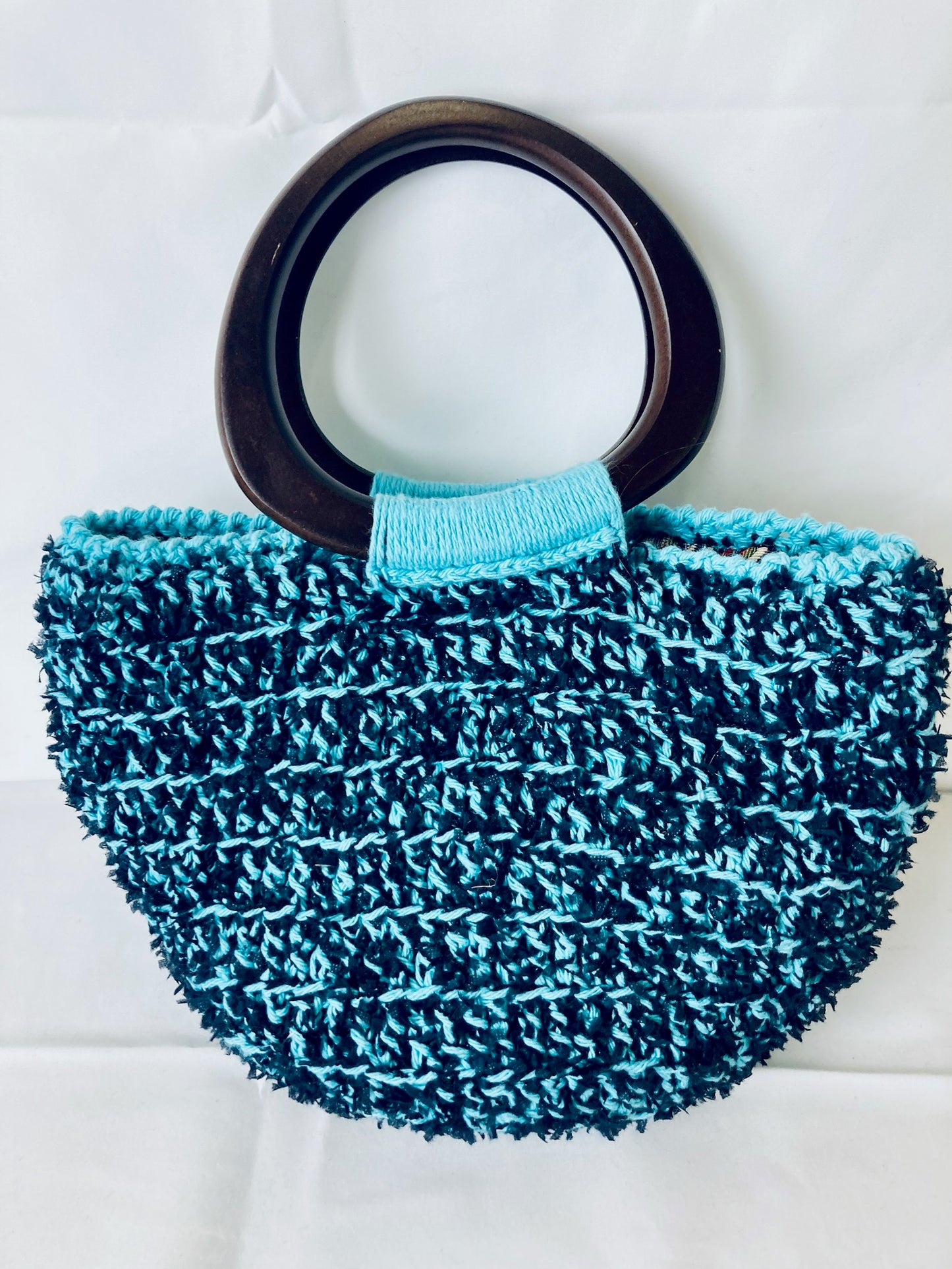 Ame Bucket Tote: Handmade French Crochet Bag in Blue and Black