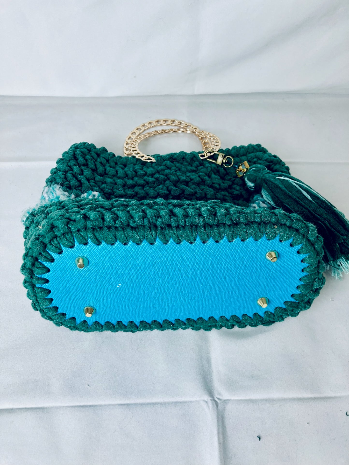 Ame Bucket Tote: Handmade French Crochet Tote Bag in Green with Golden Chain Handle